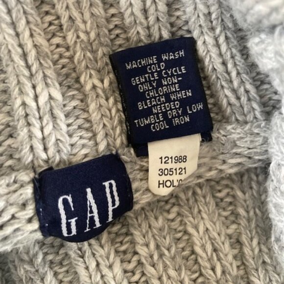 GAP Colorblock Turtleneck Sweater - Picture 11 of 11